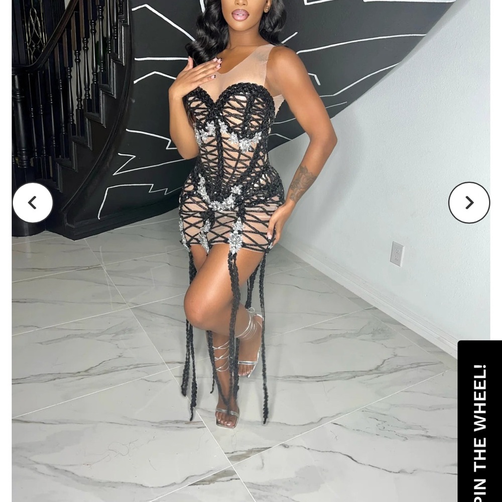 Elegant Black and nude mesh Lace Dress for birthday sexy